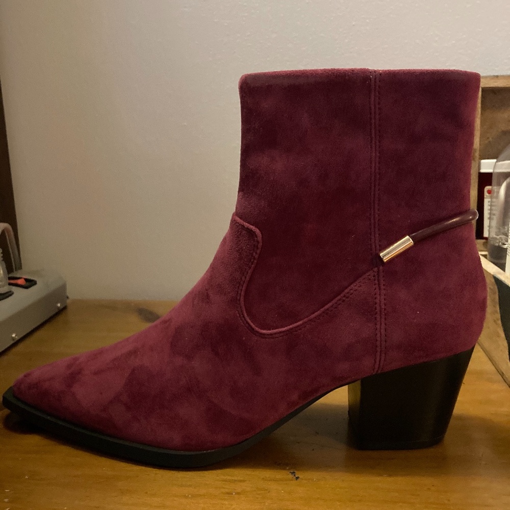IMNYC Isaac Mizzrahi Francis Boot (Burgundy)